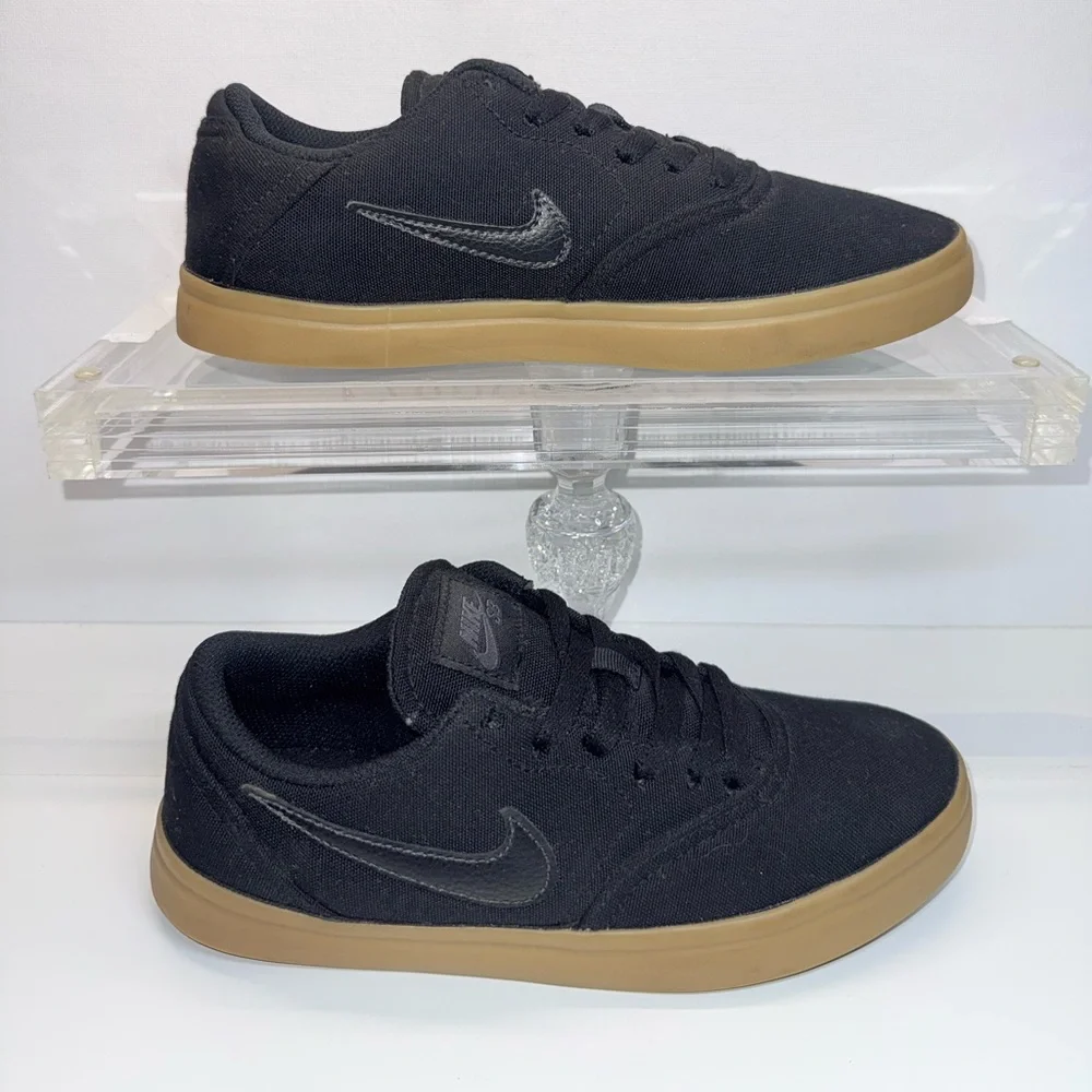 NIKE SB CHARGE CANVAS BLACK 6Y Size